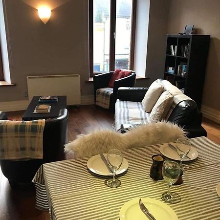 Centre Of Dingle Town - Luxury Holiday Apartment Exterior photo
