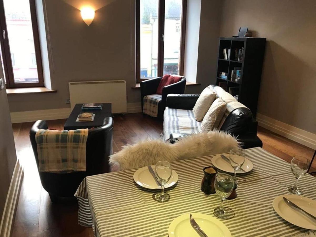 Centre Of Dingle Town - Luxury Holiday Apartment Exterior photo