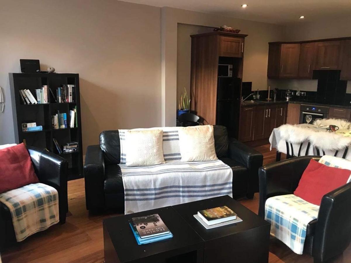 Centre Of Dingle Town - Luxury Holiday Apartment Exterior photo