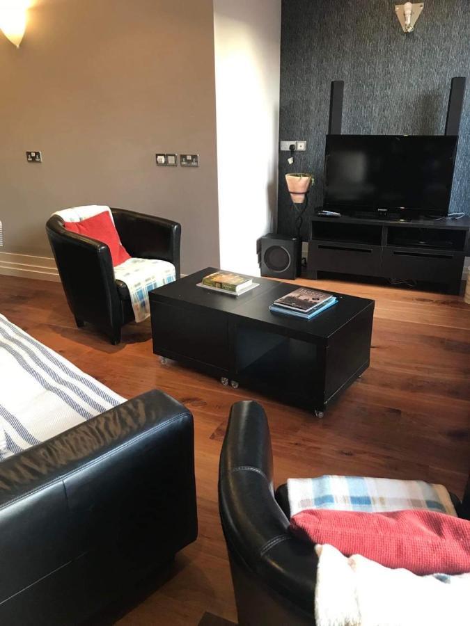 Centre Of Dingle Town - Luxury Holiday Apartment Exterior photo